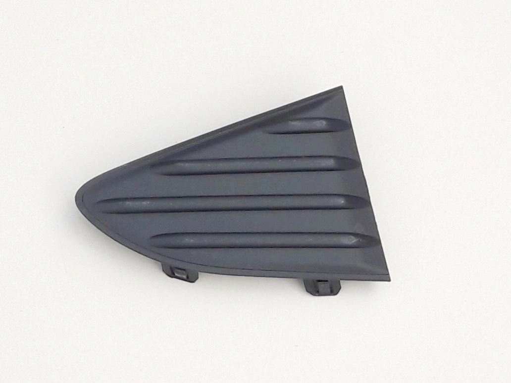 toyota-yaris-iii-2-lift-zaslepka-zderzaka-prawy-tyl-17 a52681-0d010 ed-car.pl