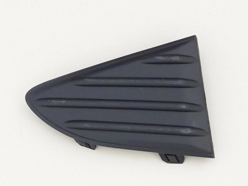 toyota-yaris-iii-2-lift-zaslepka-zderzaka-prawy-tyl-17-a52681-0d010-ed-car.pl-6200511