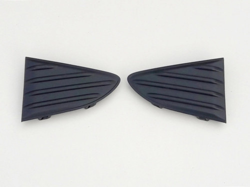 yaris-iii-2-lift-zaslepki-zderzaka-prawy-lewy-tyl-17-52682-0d010-52681-0d010-ed-car.pl-6200593