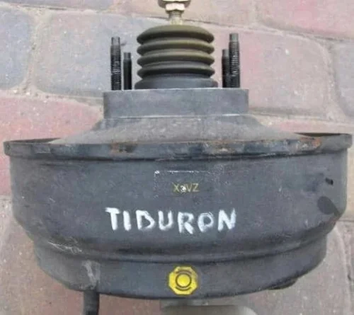 hyundai-coupe-tiburon-servo-pompa-hamulcowa-02-07-ed-car.pl