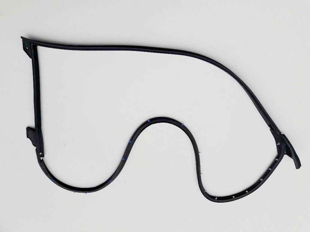 infiniti-fx-ii-qx70-uszczelka-drzwi-prawy-przod-80830-1ca0d-ed-car.pl