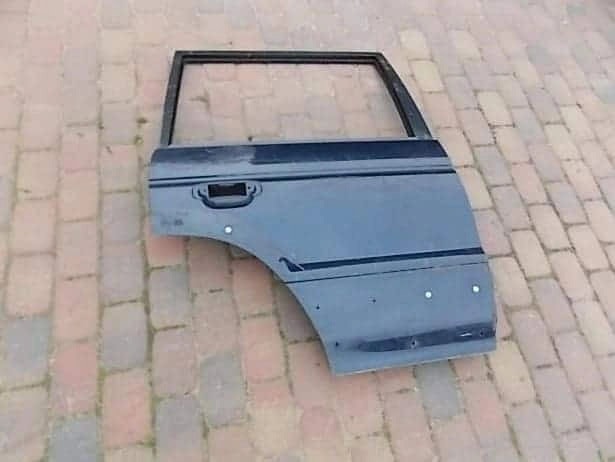 mitsubishi-pajero-ii-lift-drzwi-prawy-tyl-tylne-brak-informacji-ed-car.pl-87955