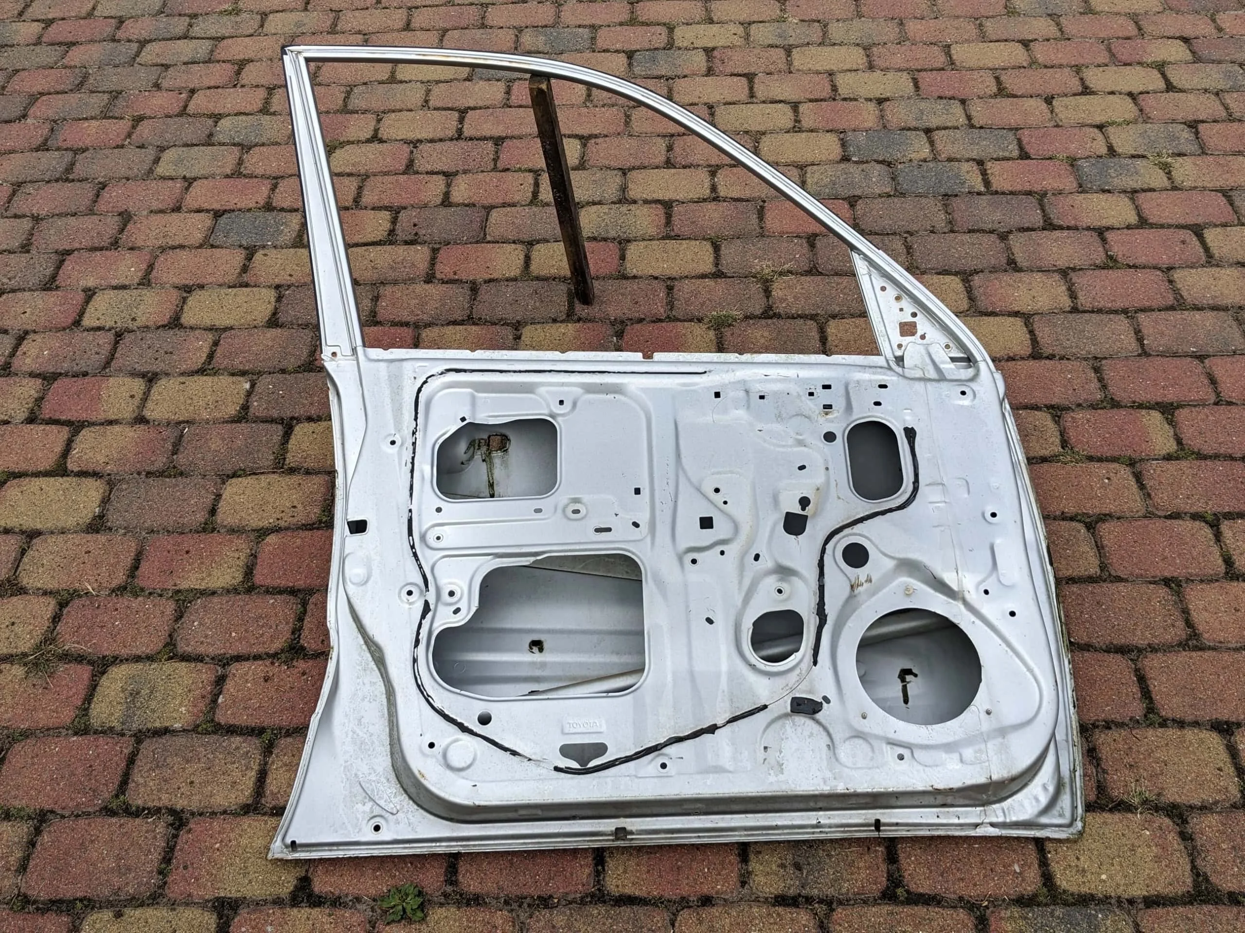 toyota-rav4-ii-5d-drzwi-lewy-przod-lewe-przednie-00-05-67002-42080-67002-42090-ed-car.pl-4864260