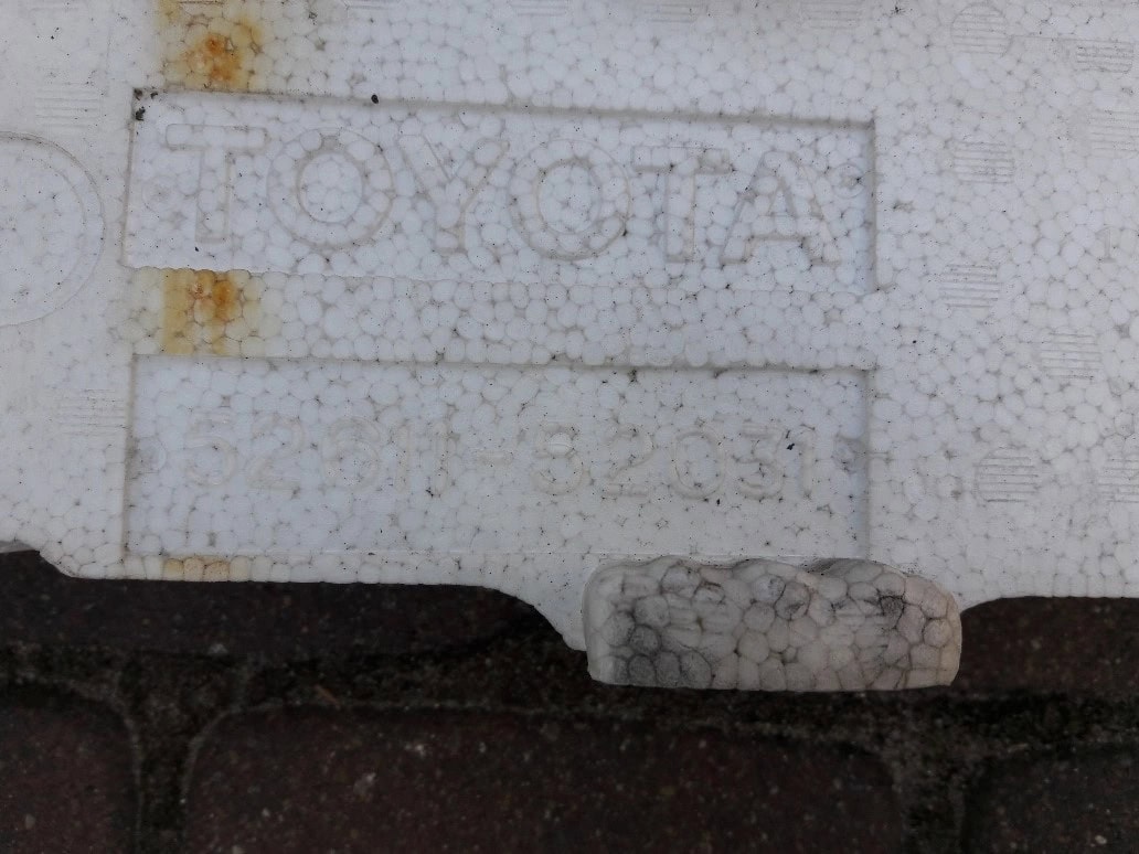 yaris-verso-lift-absorber-zderzaka-przod-02-05-52611-52031-ed-car.pl