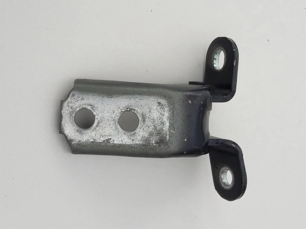 avensis-iii-t27-2-lift-zawias-drzwi-prawy-tyl-15-a68770-0d071-ed-car.pl