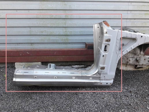 infiniti-g35-coupe-prawy-prog-slupek-poszycie-02-85866553688686-ed-car.pl-4891024