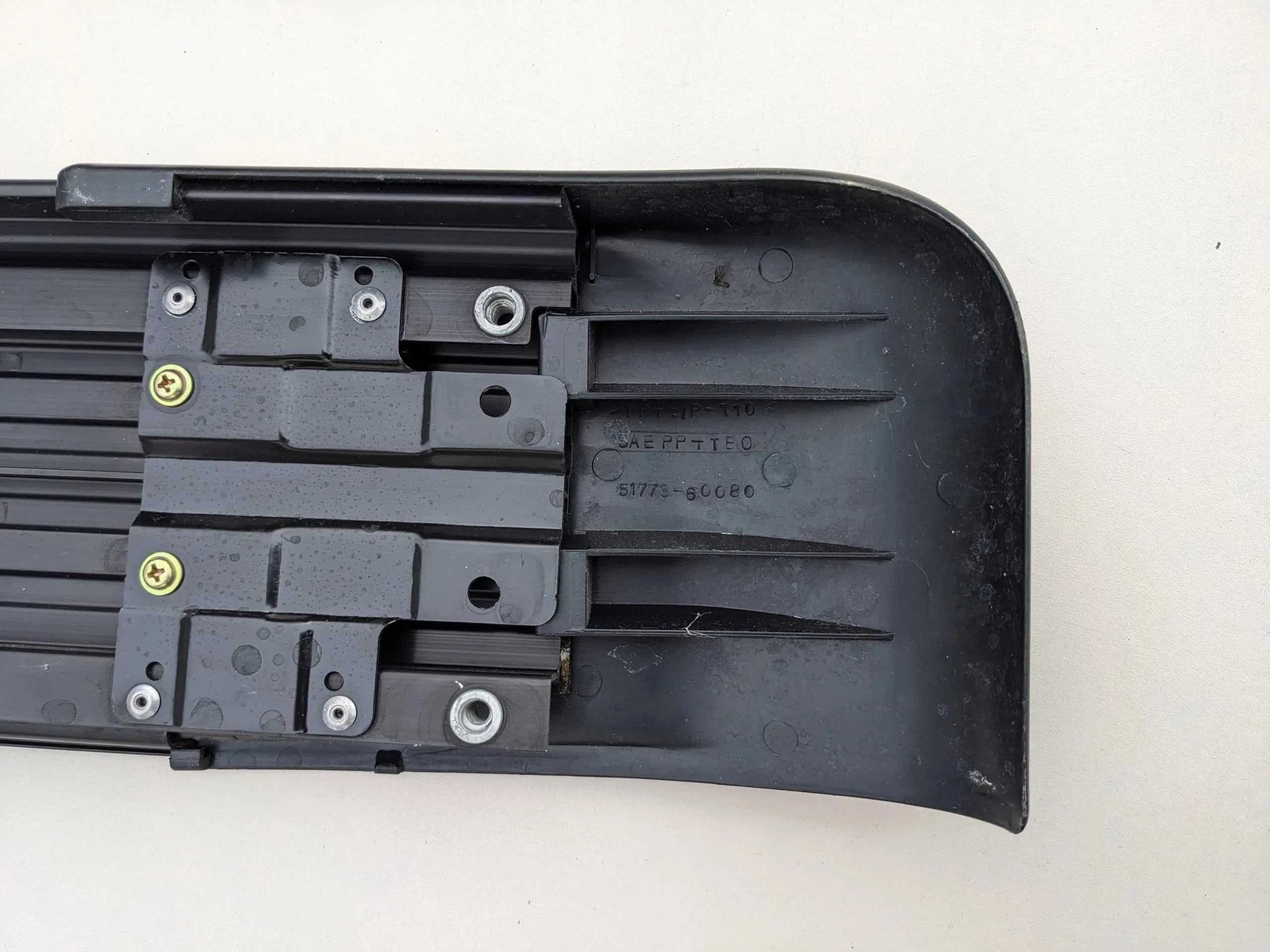 land-cruiser-j100-listwa-progowa-stopien-stopnie-progi-51782-60141-51781-60171-ed-car.pl-6825577