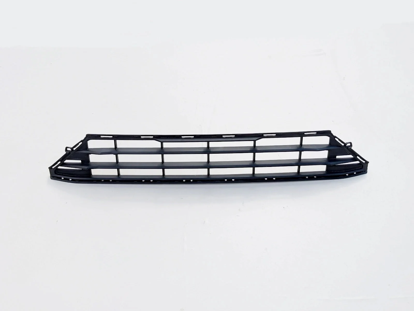 volvo-xc60-ii-kratka-dolna-zderzaka-przod-17-22-31425175-ed-car.pl-6358934