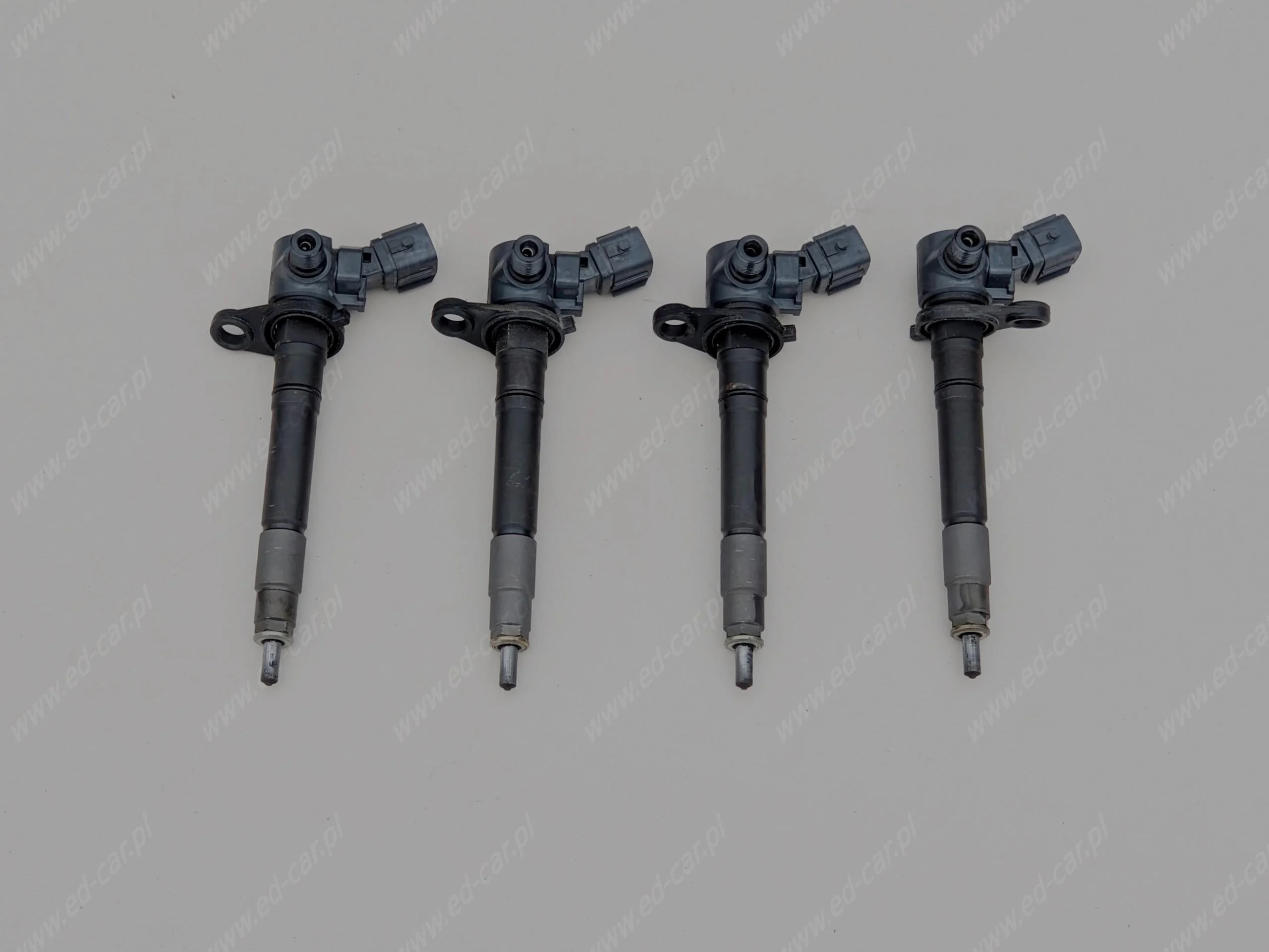 hilux-viii-2-4-diesel-komplet-wtryskiwaczy-wtryskiwacze-23670-0e070-ed-car.pl-6833962