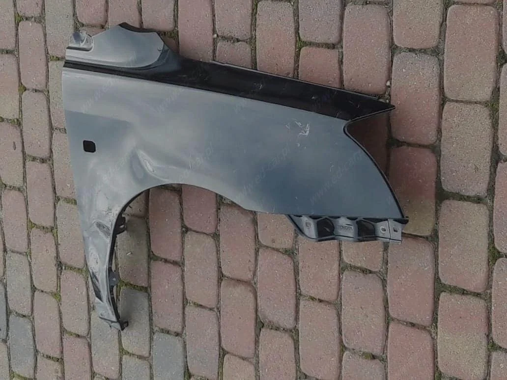 toyota-avensis-t25-blotnik-prawy-przod-przedni-03-09-ed-car.pl-4890694