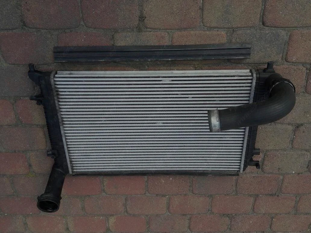 vw-1k0-golf-v-caddy-touran-intercooler-waz-2-0tdi-1k0145803am-ed-car.pl-4890803