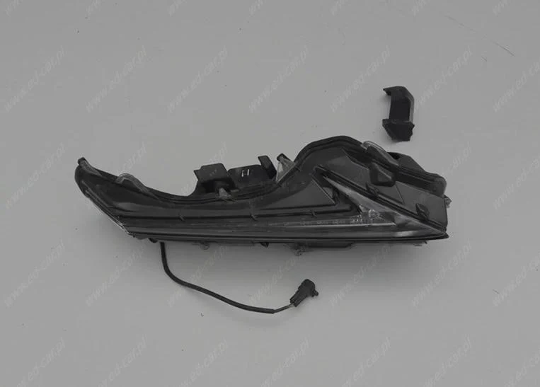 lexus-nx-i-i-lift-swiatlo-dzienne-prawe-led-14-21-a81610-78040-ed-car.pl