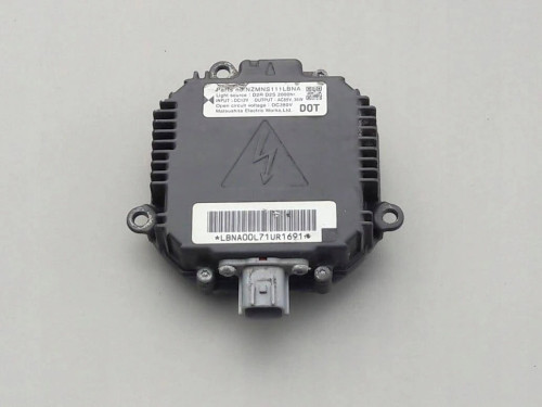 przetwornica-lampy-xenon-infiniti-fx35-fx45-s50-ed-car