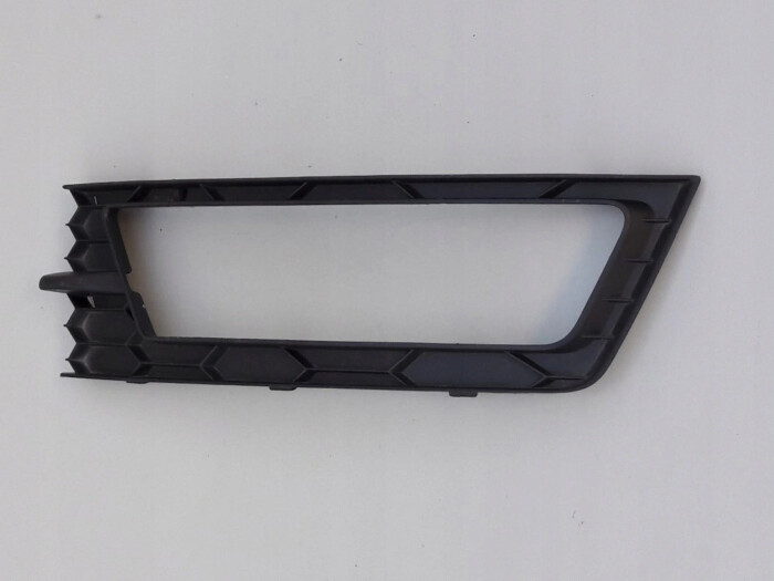 ramka-lewa-przod-halogenu-skoda-rapid-12-5ja-5ja807681-ed-car