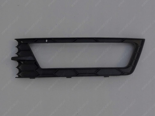 ramka-lewa-przod-halogenu-skoda-rapid-12-5ja-5ja807681-ed-car.pl-4865337