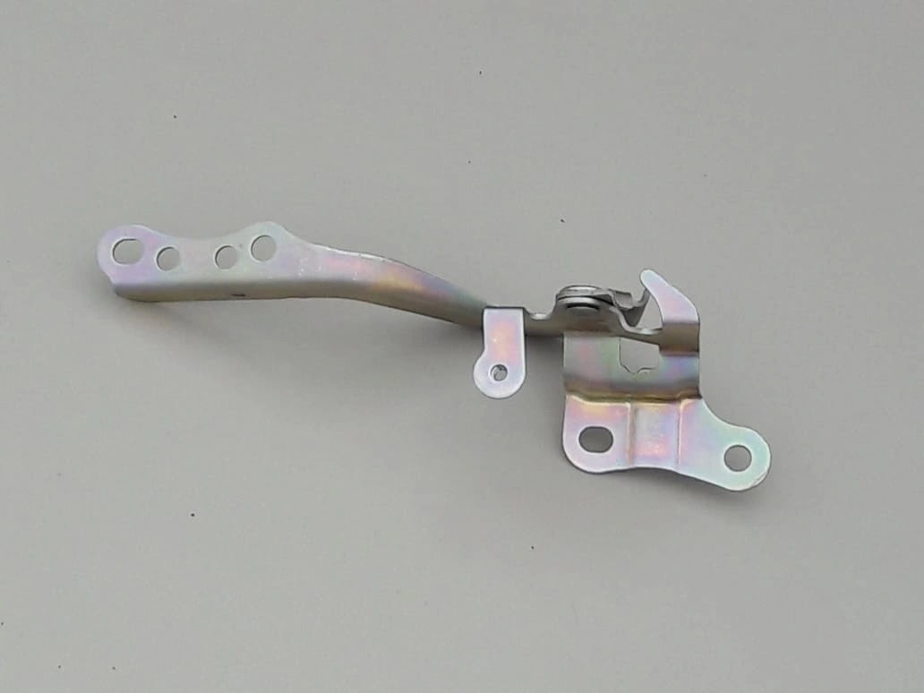 yaris-iii-2-lift-zawias-maski-lewy-przod-17-20-53420-0d320-lh-ed-car
