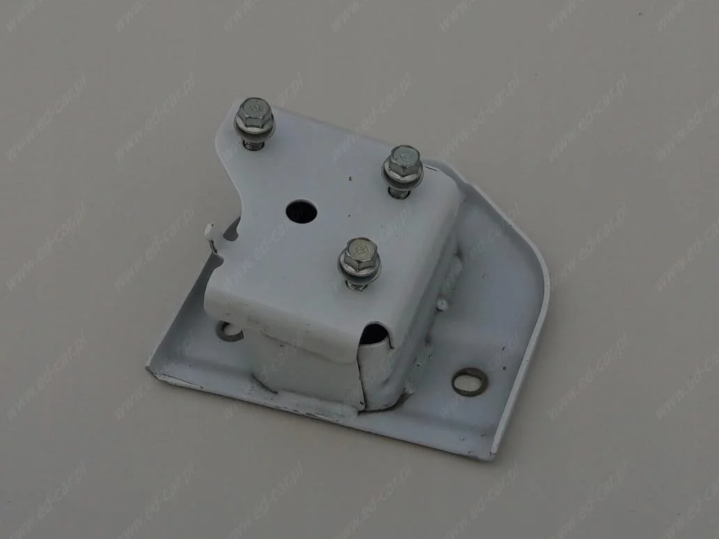 outlander-iii-lift-strefa-zgniotu-prawa-lewa-tyl-18-21-6410d761-ed-car.pl-4865985