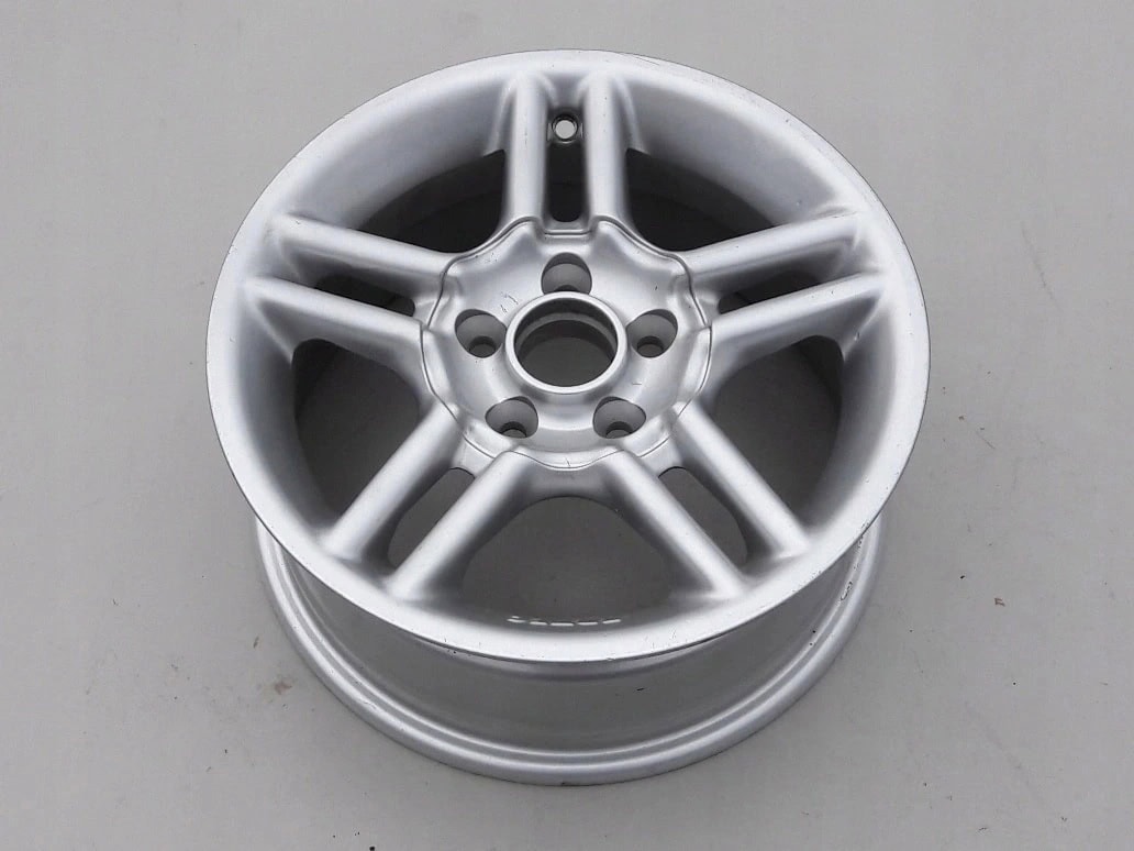 toyota-avensis-t22-carina-felga-5x100-6x14-et35-artec-r64-3837-r64-3555-cms-114-ed-car