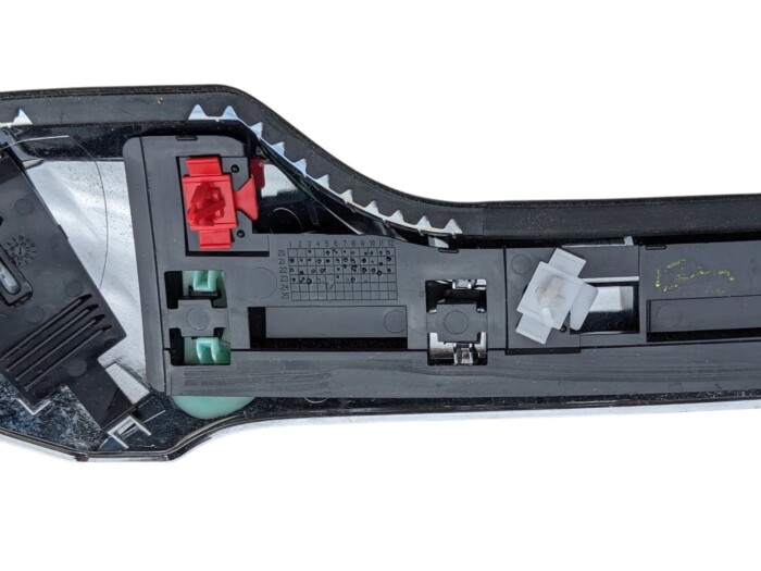 toyota-hilux-viii-listwa-chromowa-maski-na-maske-przod-20-75786-0k030-75770-0k450-75770-0k451-ed-car