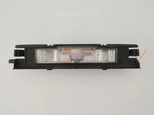 toyota-yaris-i-lampka-oswietlenia-tablicy-01-05-81270-0d011-ed-car.pl-7047599