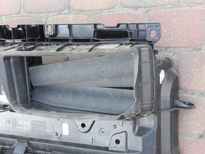 bmw-2-f45-f46-zaluzja-wlot-kierownica-kanal-tunel-174187798-ed-car