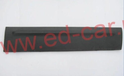 ford-maverick-listwa-z-drzwi-prawy-przod-01-07-ec13-51rd0-ed-car