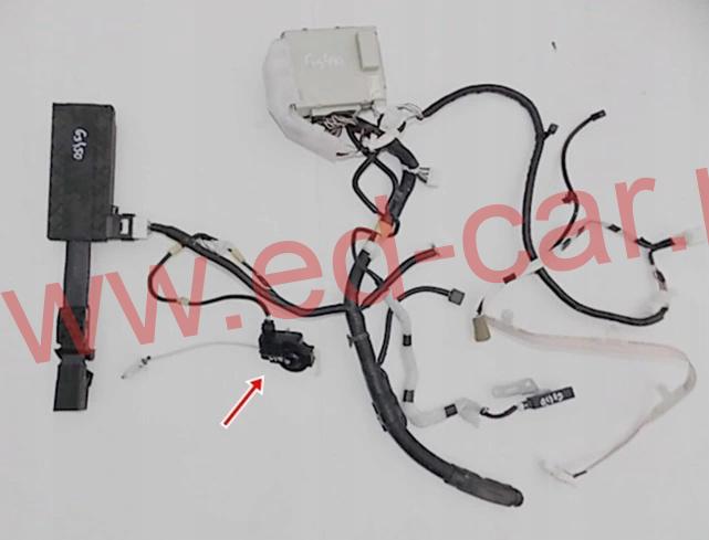 lexus-gs-iii-gs300-gs450-silniczek-klapki-paliwa-05-ed-car