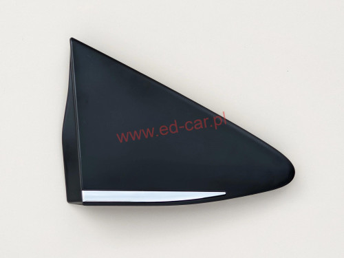 yaris-iii-zaslepka-trojkat-blotnik-prawy-przod-14-a60117-0d180-ed-car