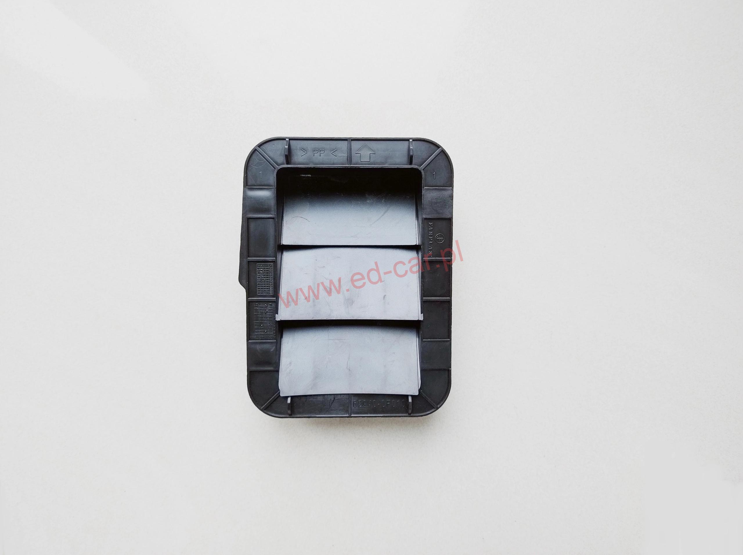yaris-cross-corolla-e21-verso-kratka-wentylacyjna-tyl-62940-0f010-rh-ed-car