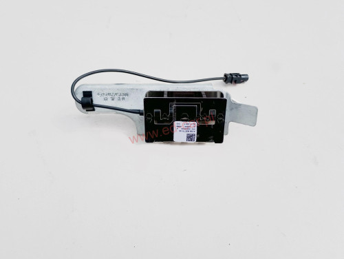 mercedes-a-klasa-iii-w176-antena-gps-12-18-a2465451300-a1569057900-ed-car