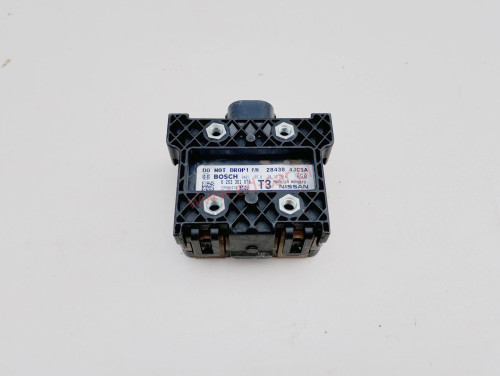 nissan-navara-iv-d23-np300-radar-sensor-modul-distronic-28438-4jc1a-ed-car.pl-7100182