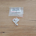 BZ4X C-HR Corolla spinki spinka uszczelki podszybia