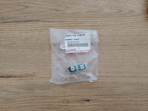 bz4x-corolla-e21-mirai-spinki-spinka-tapicerki-klipsy-90189-06240-ed-car.pl-7108839