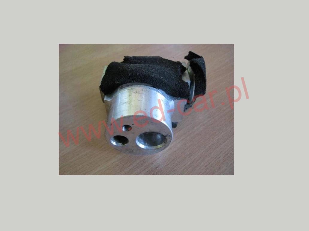 lexus-is200-zawor-rozprezny-klimatyzacji-98-05-0000-ed-car