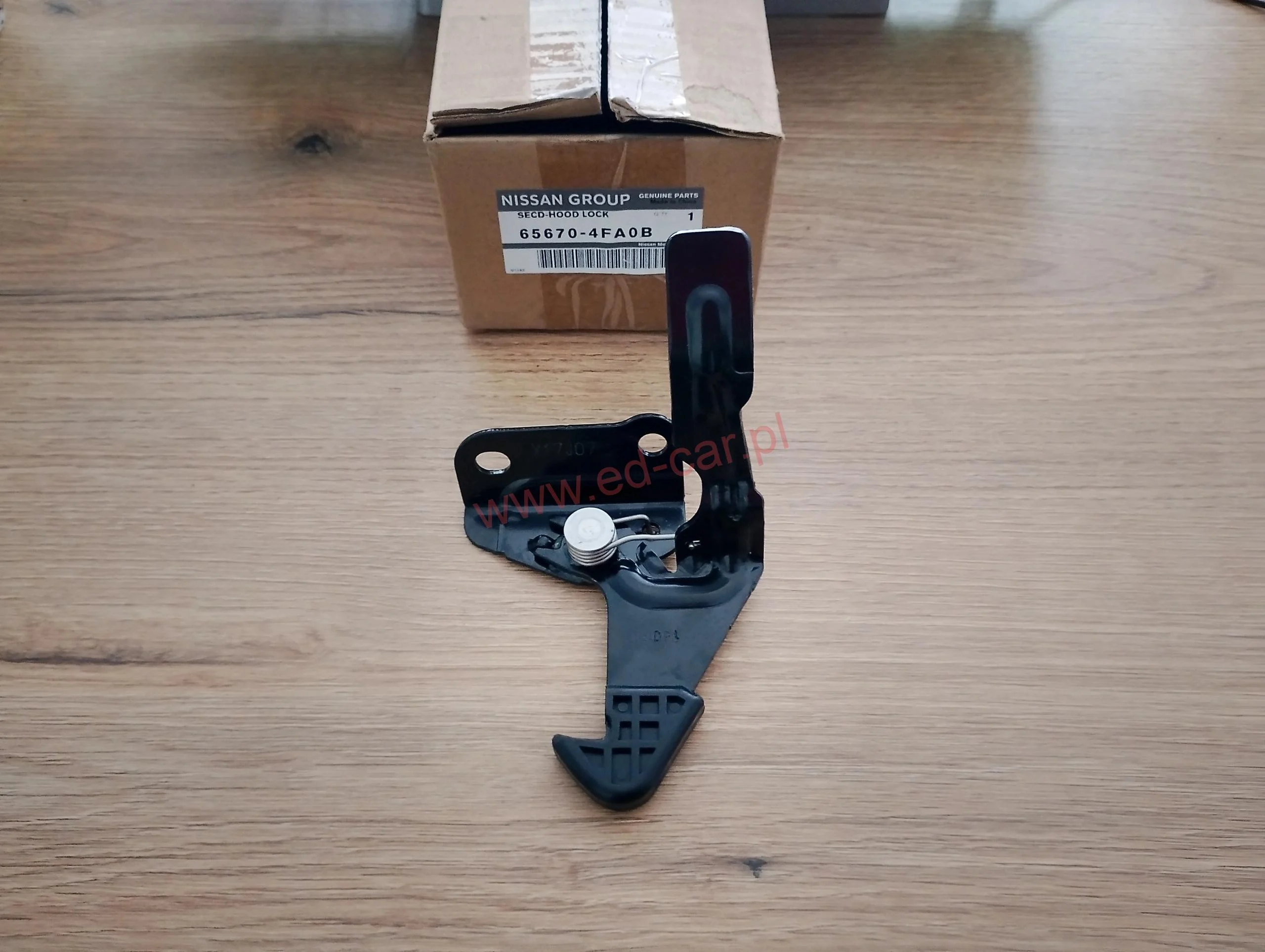 nissan-e-nv200-rygiel-zaczep-zamek-maski-przod-14-21-65670-4fa0b-ed-car.pl-5190347
