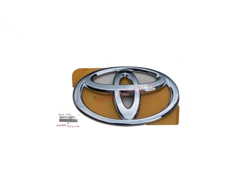 toyota-yaris-rav4-iii-iv-logo-emblemat-klapy-tyl-05-19-90975-02071-ed-car.pl-6912065