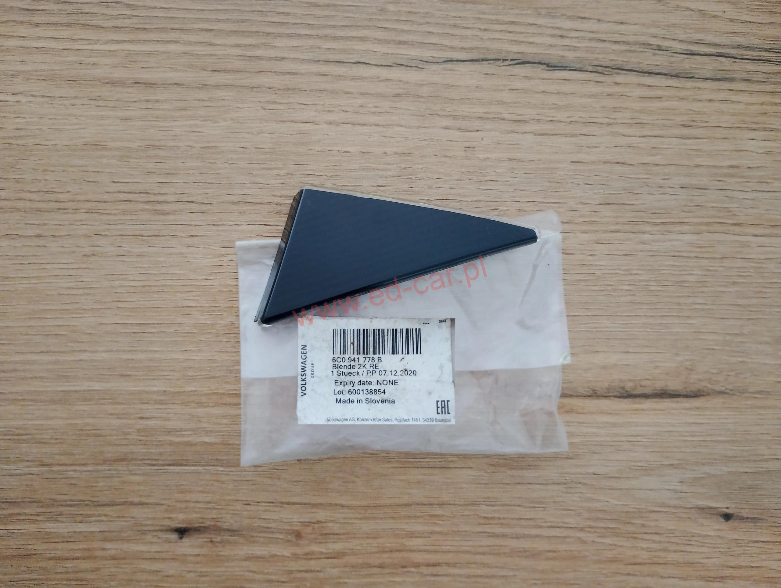 vw-polo-v-gti-prawa-zaslepka-zderzaka-przod-13-17-6c0941778b-197-176-02-ed-car.pl-7110634
