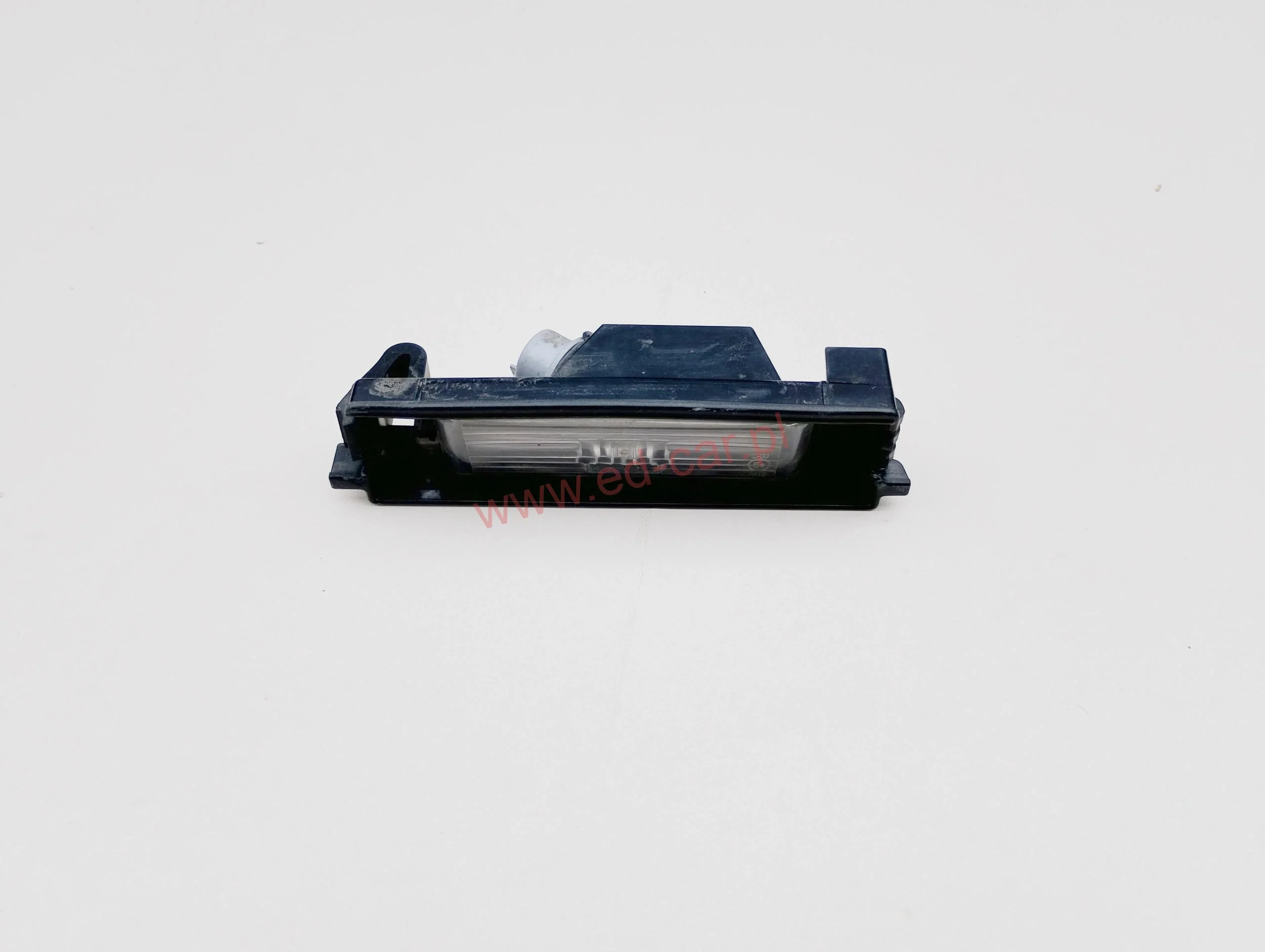 aygo-ii-auris-corolla-e21-lampka-oswietlenia-tablicy-tyl-81270-02230-ed-car.pl-7101440