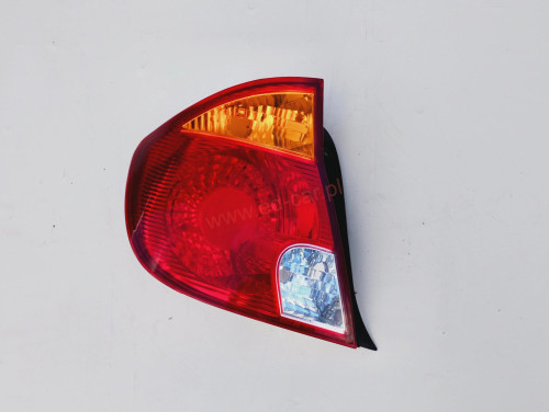 hyundai-accent-ii-hb-lift-lampa-lewy-tyl-lewa-tylna-02-92401-257-ed-car