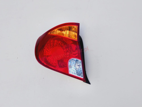 hyundai-accent-ii-hb-lift-lampa-lewy-tyl-lewa-tylna-02-92401-257-ed-car