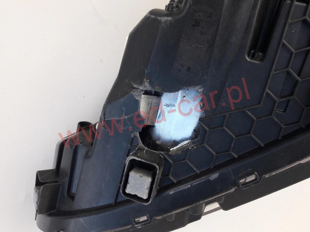 hyundai-i30-iii-uchwyt-odblask-reflektora-lampa-prawy-przod-92102-g4020-92102-g4xxx-d4921-30000-ed-car.pl-6889312