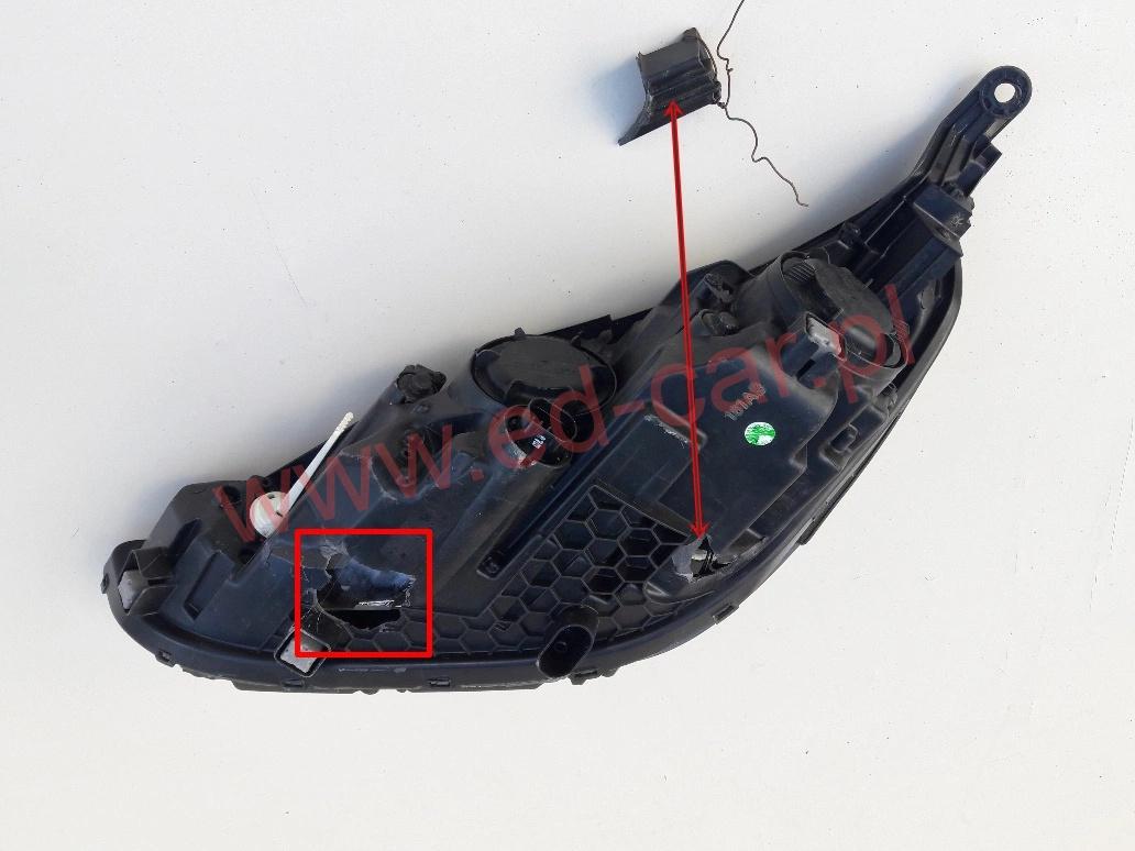hyundai-i30-iii-uchwyt-odblask-reflektora-lampa-prawy-przod-92102-g4020-92102-g4xxx-d4921-30000-ed-car.pl-6889312