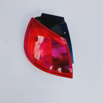 Mitsubishi Colt VI 3D lampa klapy lewy tył 04-12