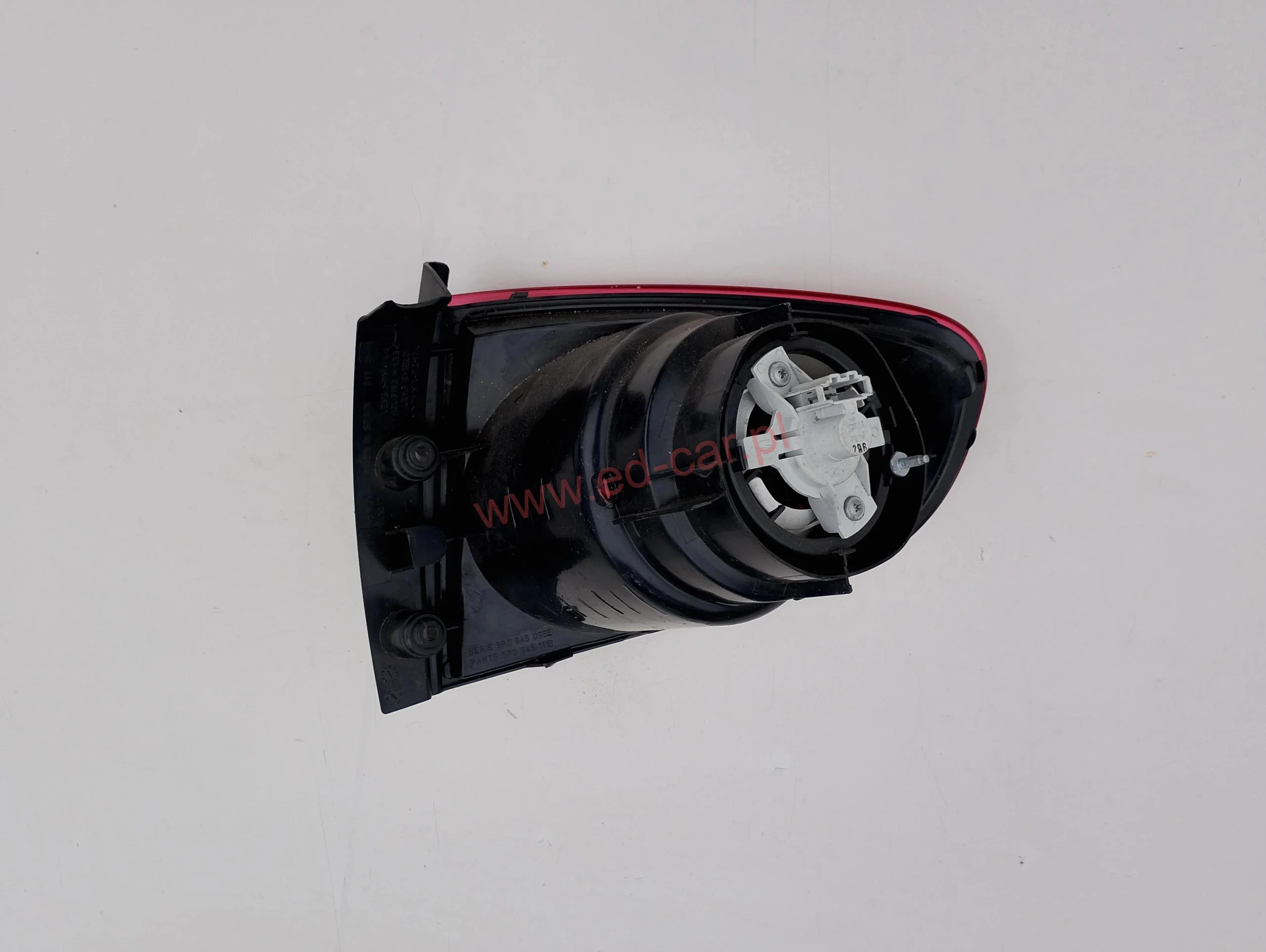 seat-altea-lampa-blotnika-zderzaka-lewy-tyl-04-15-5p0945095e-5p0945111b-ed-car.pl-7132108