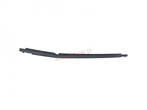 toyota-auris-i-listwa-zgarniajaca-prawy-tyl-06-13-75730-02121-7573002121-ed-car