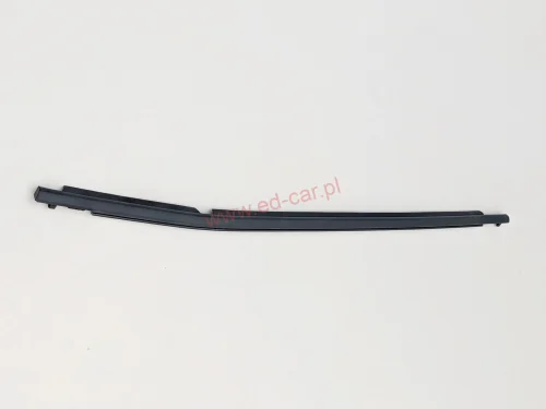 toyota-auris-i-listwa-zgarniajaca-prawy-tyl-06-13-75730-02121-7573002121-ed-car.pl-5987397