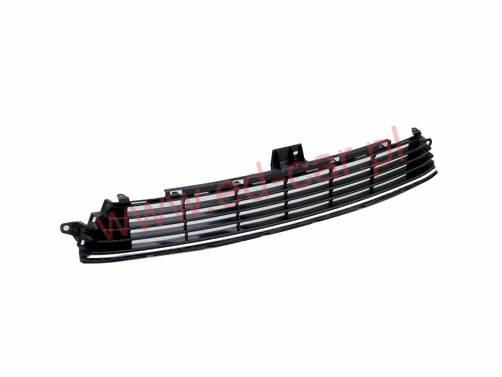toyota-auris-ii-lift-kratka-listwa-chrom-zderzaka-przod-15-53112-02670-53112-02680-52711-02130-ed-car