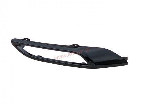 auris-ii-lift-hb-ramka-oslona-lampki-prawy-tyl-15-a52681-02010-ed-car