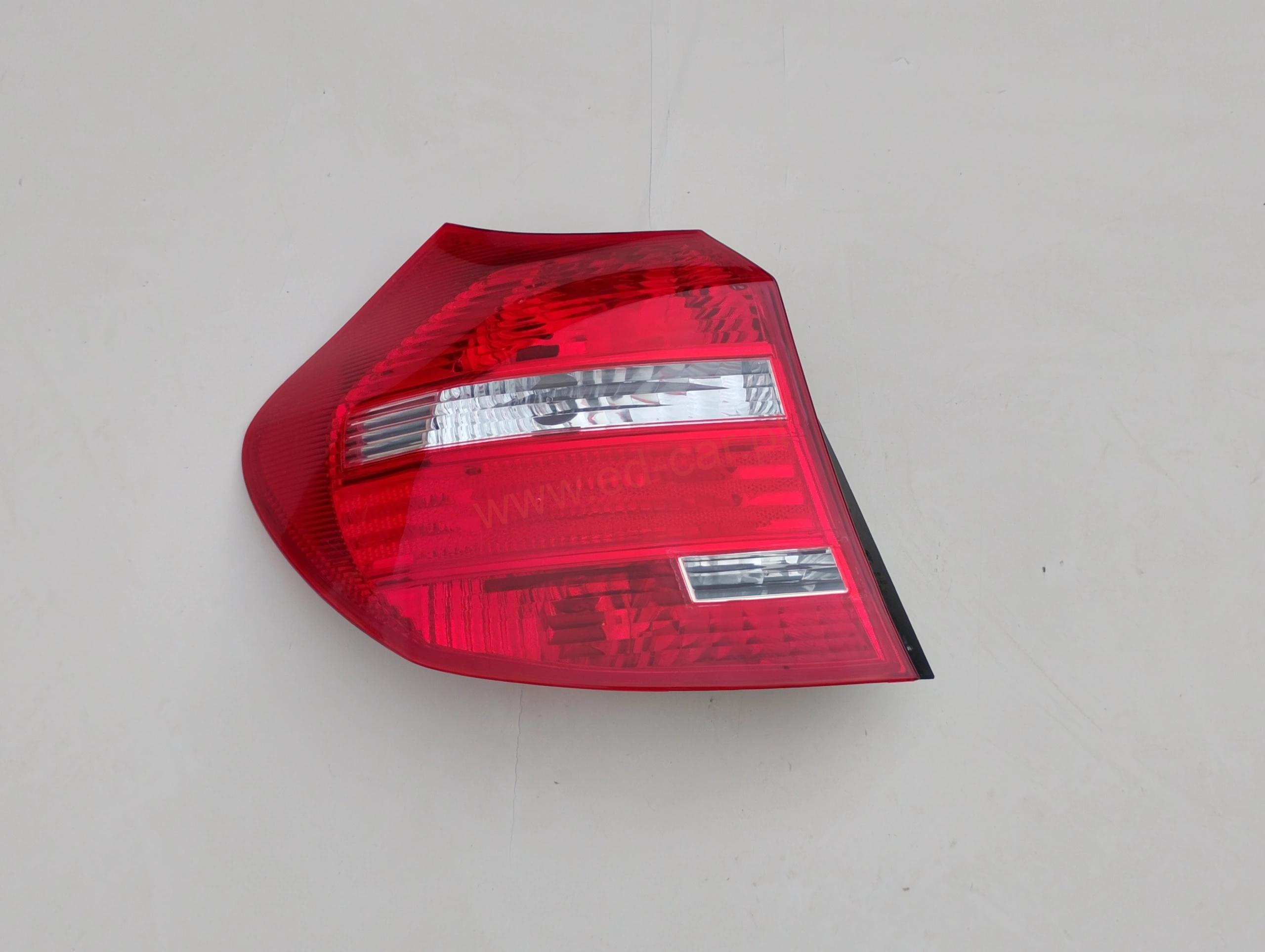 bmw-1-e81-e87-lift-lampa-blotnika-lewy-tyl-07-11-l90009585-ed-car.pl-7141725