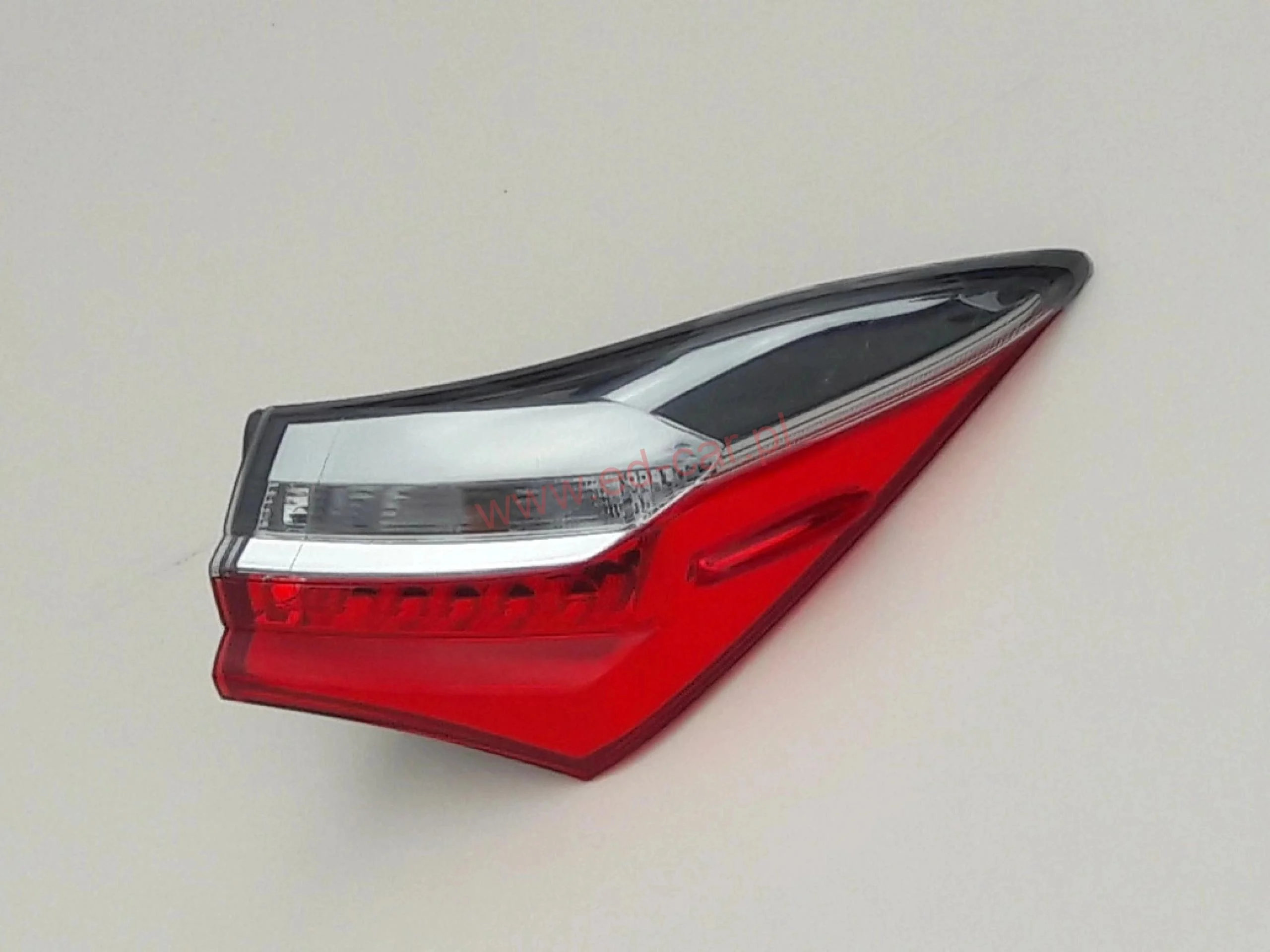 corolla-xi-e16-e18-lift-lampa-blotnika-prawy-tyl-16-19-81550-02a80-ed-car.pl-7147621